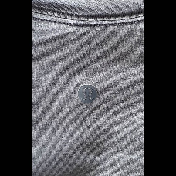 Small Dusty Blue Lululemon Curved-Hem T-Shirt - Picture 2 of 2